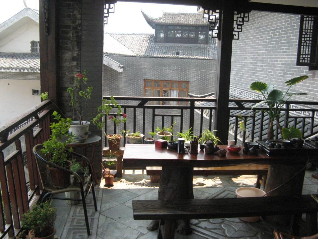 Bajie Youth Hostel Zhangjiajie Exterior foto